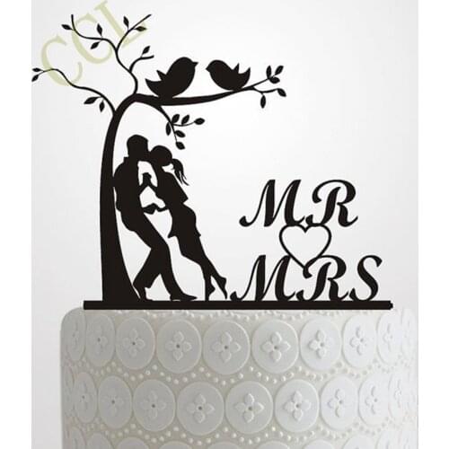 Wedding Cake Topper Silhouette Bride and Groom , Elegant and romantic MR & MRS With Tree and birds Cake Topper wedding idea