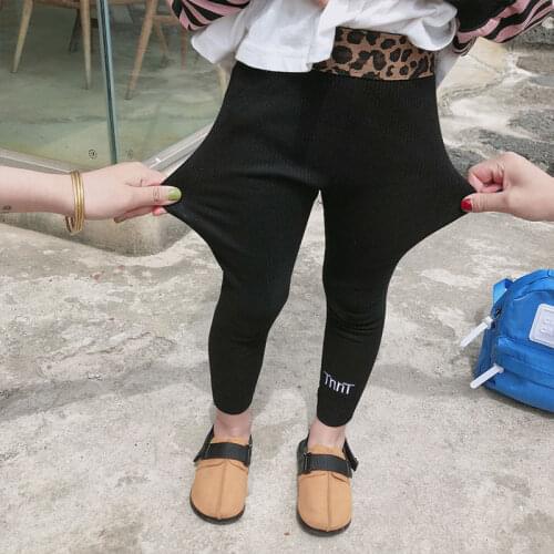 Girls Tight Leggings 2021 New Autumn Baby Outer Wear nine-point Pants Girls Leopard Print Stitching Childrens Trousers