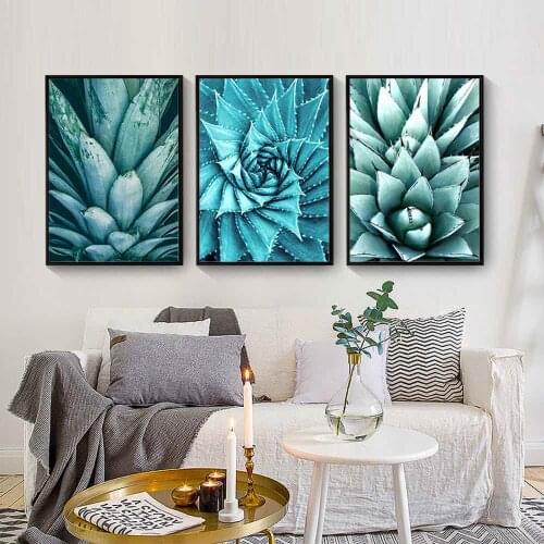 HAOCHU Art Feather Photo Peacock Painting For Living Room Home Decor Painting Print Poster Simple Nordic Wall Picture Canvas