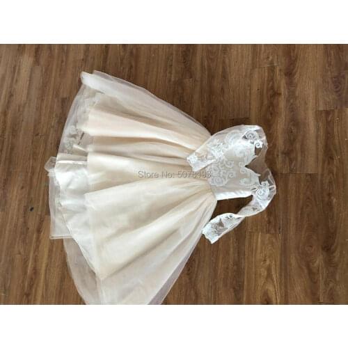 Hot sale O-neck full sleeves A-line floor-length sweep train tulle flower girl dresses appliques&buttons free shipping