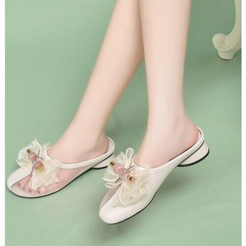 2021 Summer New Mesh Half Slippers Womens Outer Wear Soft Leather Flat Sandals Low-heeled All-match Baotou Lazy Drag