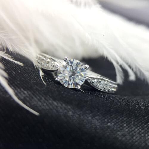 0.5 Carat Wedding 100% Moissanite Diamond Ring Genuine 18K White Gold D color