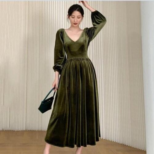 2020 Winter women Elegant luxury gold velvet dress,sexy V-neck plus size M-6XL Hepburn style palace vintage Velour party dress