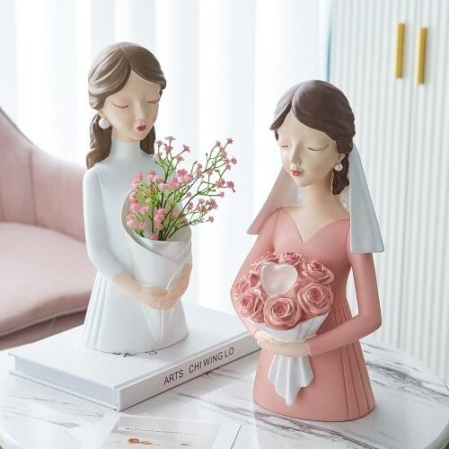 Beautiful resin wedding dress girl bouquet statue home decoration living room bedroom creative Ornaments sculpture wedding gift