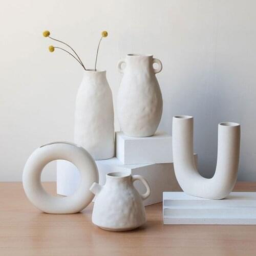 Nordic Ins Ceramic Vase Home Decoration Accessories Creative Living Room Desktop Flower Arrangement Container Dried Flower Vases