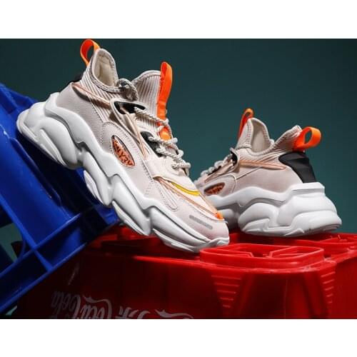 2021 Spring New Non-slip Fashion Shoes Men Casual Shoes Wear-resistant Soft-soled Shoes Lightweight Outdoor Shoes Color Matching