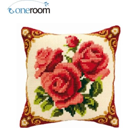 Red roses Needlework Kit Unfinished Acrylic Yarn Embroidery Pillow Tapestry Canvas Cushion Front Cross Stitch Pillowcase