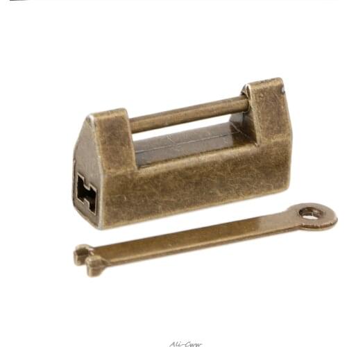 Chinese Old Style Lock Vintage Brass Padlock Wedding Jewelry Box Catch With Key
