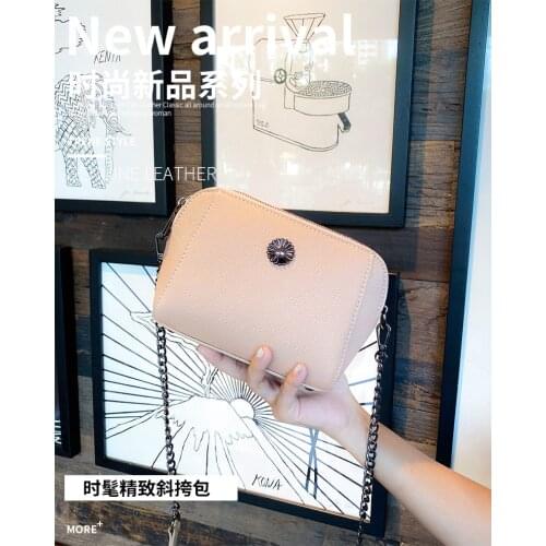 Messenger bag female 2021 new fashion casual leather classic pillow bag wild cowhide ladies one-shoulder small bag