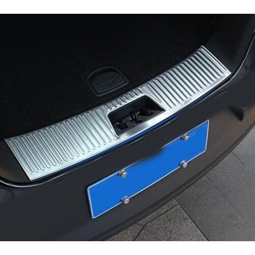 1pc for MG GS 2015-2017 Guard after trunk protection article The bar after molding Tail box adornment