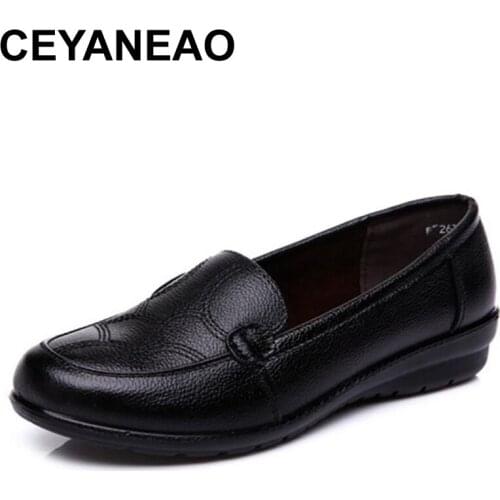 CEYANEAOFashion Womens Flat Shoes Autumn/winter Genuine leather leisure Womens shoes Round toe Non-slip soft bottom mother shoe