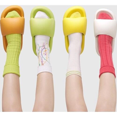 Fashion Indoor Slippers Women Warm Plush Home Slipper Anti-slip Soft Lovers Winter Cotton Slippers Cartoon Bunny Ladies Slides