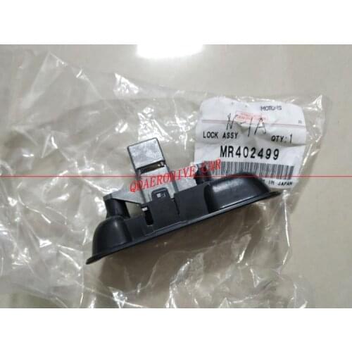 QDAEROHIVE original Car Upper Glove Box Lock Toolbox Latch lock For Mitsubishi Pajero montero MK3 2000-2006 V73 V75 V77