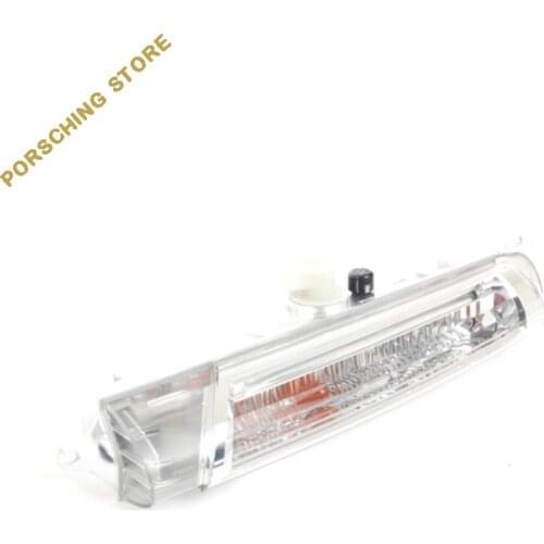 Frongt Left /Right (next to the wind grid) Turn signals for P orsche Ca yenne 08-10 OEM:95563118502/95563118602
