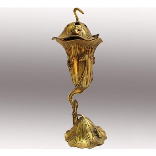 Elaborate Collectible Decorated Old Handwork Brass Carved with Frog & Lotus leaf Incense Burner