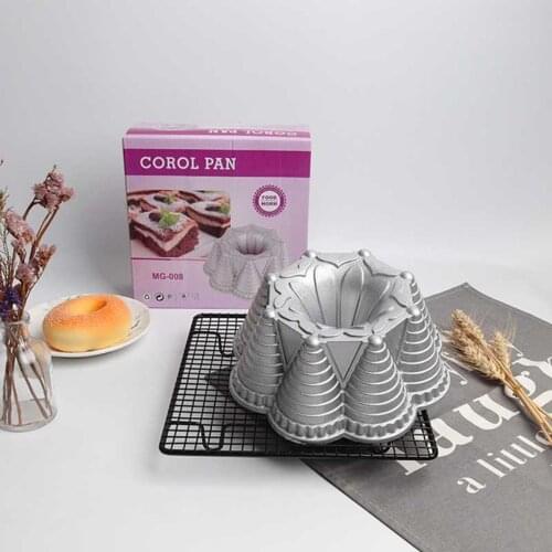 Castle Aluminum Bundt Pan Heavy cast aluminum bakeware