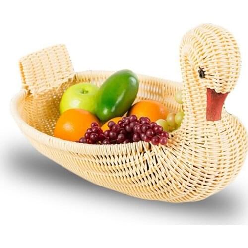 Eco-friendly Woven Basket Storage Basket Imitation Rattan Woven Basket Animal Shape Storage Basket Display Basket (28x18x18cm)