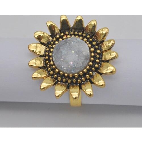 White Crystal Stone Inlay Flower Finger Ring Jewelry Size 9 X071