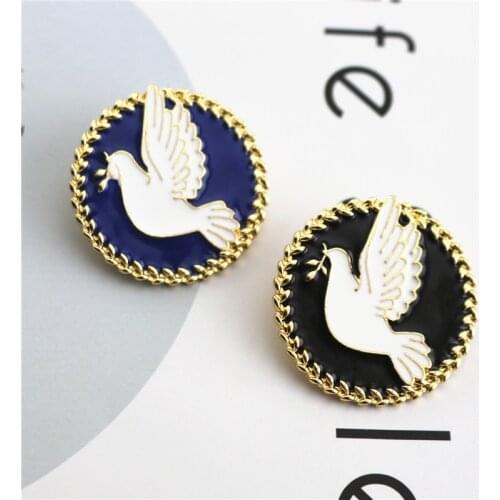 Peace dove brooch Chinese style retro literary trend brooch enamel drip oil badge clothes pin anti-empty
