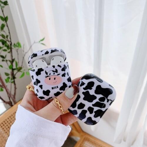 NEW Cute cow Case For Apple AirPods 1 2 Hard PC Earphone Charging Box Protect cover Luxury Daisy Wireles Bluetooth Headset Cases