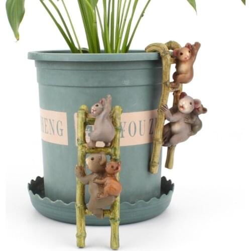 2 Pieces Of Creative Ladder Little Koala Statue Resin Decoration Pendant Fairy Garden Potted Home Decoration
