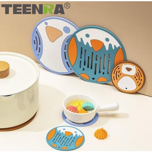 TEENRA Home Cartoon Heat Insulation Mat Large PVC Table Mat Kitchen Pot Mat Thickening Non-Slip Cup Mat Kitchen Accessories