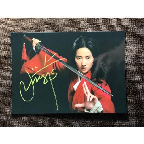 Hand signed Liu Yifei Crystal Liu MULAN autographed photo 5*7 102020