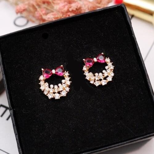 The new Korean version of the butterfly ring alloy ring ear nail sweet party travel lady ear nail