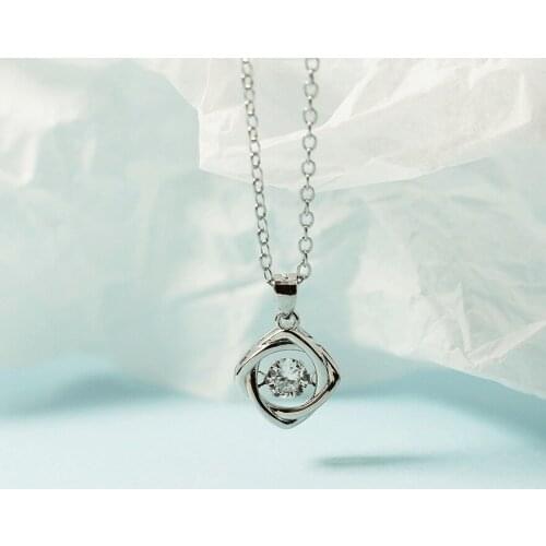 Fashion Womens S925 Silver Platinum Plated Smart Zircon Rotating Pendant Personalized Necklaces 741