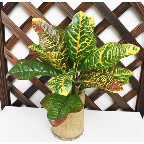 Artificial Flowers Sprinkle Golden Banyan Leaves Green Leaf Plants Bonsai Fence Wedding Outdoor Shop Green Wall Decoration