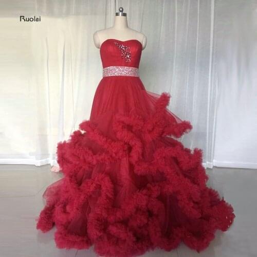 New Arrival Charming 2017 Red Tulle Beading Belt Sweetheart Ruffles Ball Gown Formal Long Evening Dress For Wedding Party