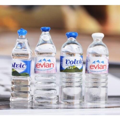1:12 Simulation Mineral Water Bottle Resin Model Doll House Miniature Gift Toys Home Decoration Accessories