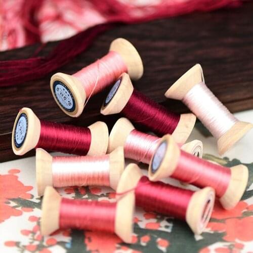 Hand-embroidered embroidery thread / silk thread / wrapped silk silk embroidery thread / hand-embroidered spool / begonia red