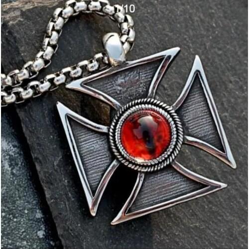 Fashion Rock Punk Glass Demon Eye Metal Skull Cross Pendant Necklace Mens Rock Party Biker Jewelry