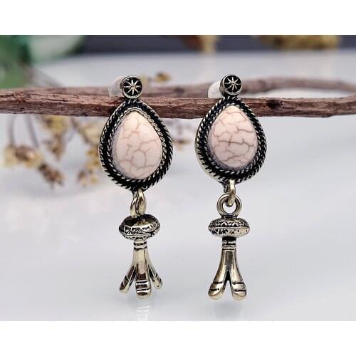 New Retro Creative Wind Chime Horn Flower Earrings Fashion Ivory White Turquoise Earrings For Women Christmas Gift Jewelry