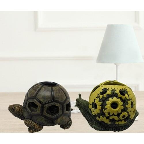 Cartoon Resin Turtle Snail Ashtray Portable Cigarette Ash Holder Fathers Day Gift Home Office Table Decor Smoking Accessories
