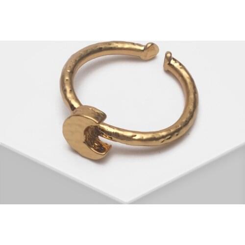 Amorita boutique Simple design moon ring