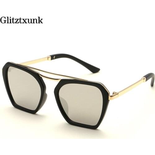 Glitztxunk Goods For Tourism