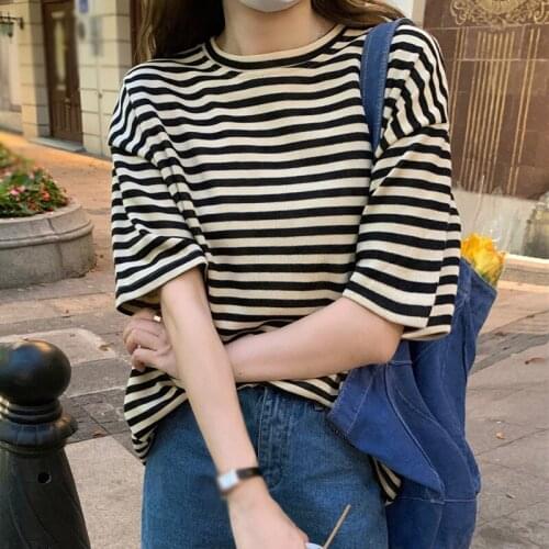 Short-sleeved T-shirt Sweat 2021 Loose and Thin Lazy Style Top Contrasting Color Striped O-neck Summer Korean Women Casual