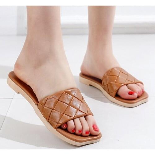 2021 New Slippers Female Summer Ins Wear All-match Cute Korean Students Outdoor Flip-flops Non-slip Flat Beach Shoes