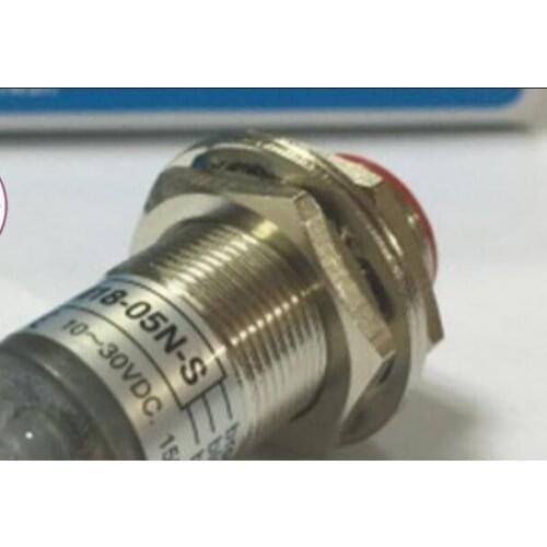 Taiwan new original FOTEK proximity switch PM18-05NS