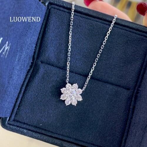 LUOWEND 18K Solid White Gold Pendant Necklace Real Natural Diamond 2021 New Fashion Female Women Engagement Sunflower Necklace