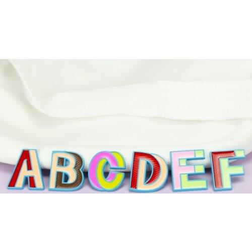 26 Letters Can Be Matched With Alloy Paint Brooches Creative Simple Color Letter Badge Pins Sweater Lapel Accessories Jewelry