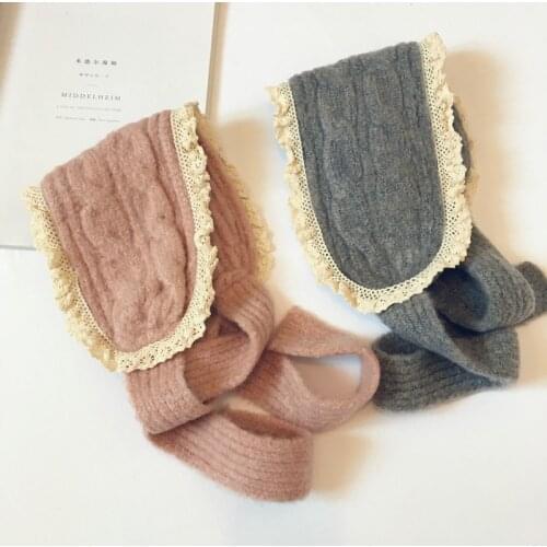 Japan and Korean Style Baby Girls Lace Earmuffs Winter Warm Knitted Woollen Earflap Cute Toddlers Kids Headwear