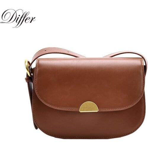 Simple Designer Semicircle Saddle Flap Shoulder Bag Vintage Solid Color Pu Leather Crossbody Bag Daily Women Handbag Versatile