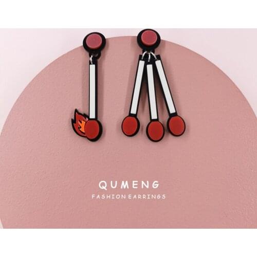 2020 New Arrivals Original Design Match Asymmetric Acrylic Pendant Women Earrings Statement Exaggeration Punk Party Jewelry