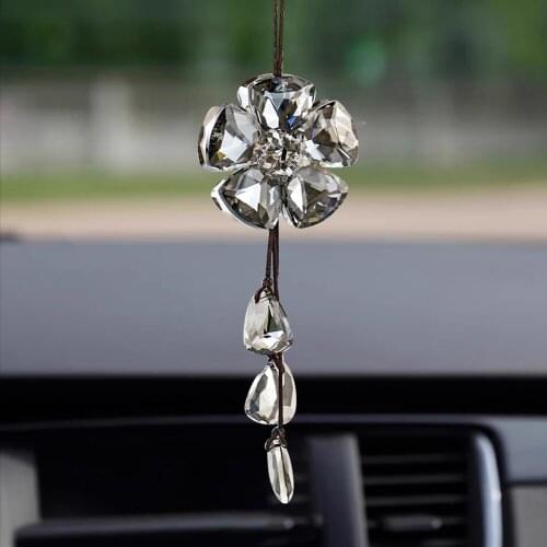 High-end Crystal Car Hanging Lucky Grass Flower Car Crystal Pendant Car Interior Rearview Mirror Decor Safety Home Accessories