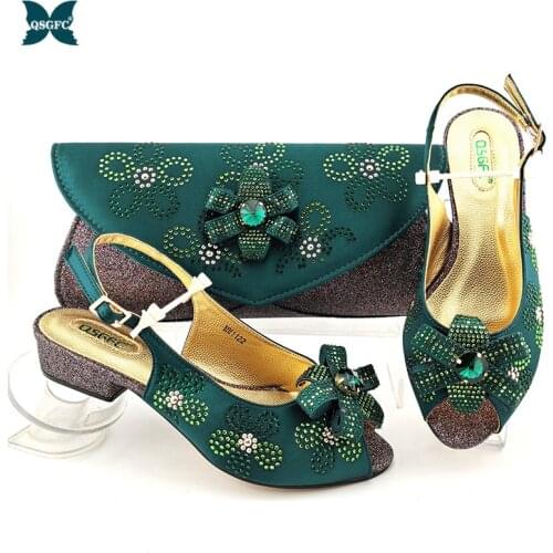 Italian Design 2021 Summer New Arrival Avocado Color Women Shoes and Bag Set Decorated With Flower-Shaped Narrow Band