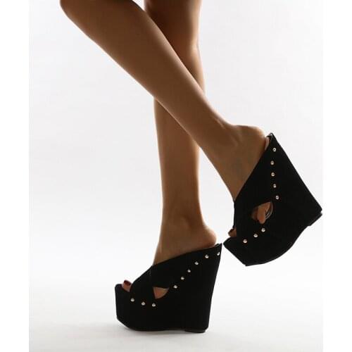 Summer shoes Wedges Slippers Platform pumps High Heels Women Slipper Ladies Outside Shoes Basic Wedge shoes Flip Flop Sandals