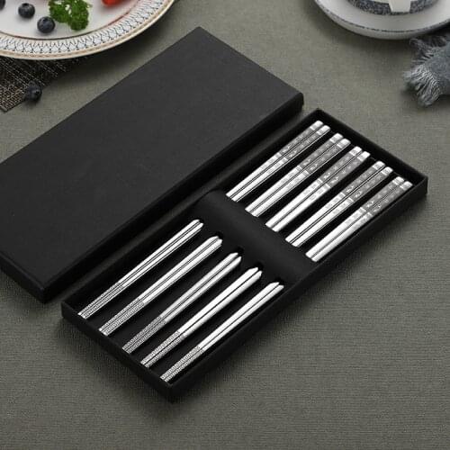 Zollor 1Pair Stainless Steel Chopsticks Titanium Plating Golden Colorful Non-slip Square Home Stainless Steel Cutlery Set Meal